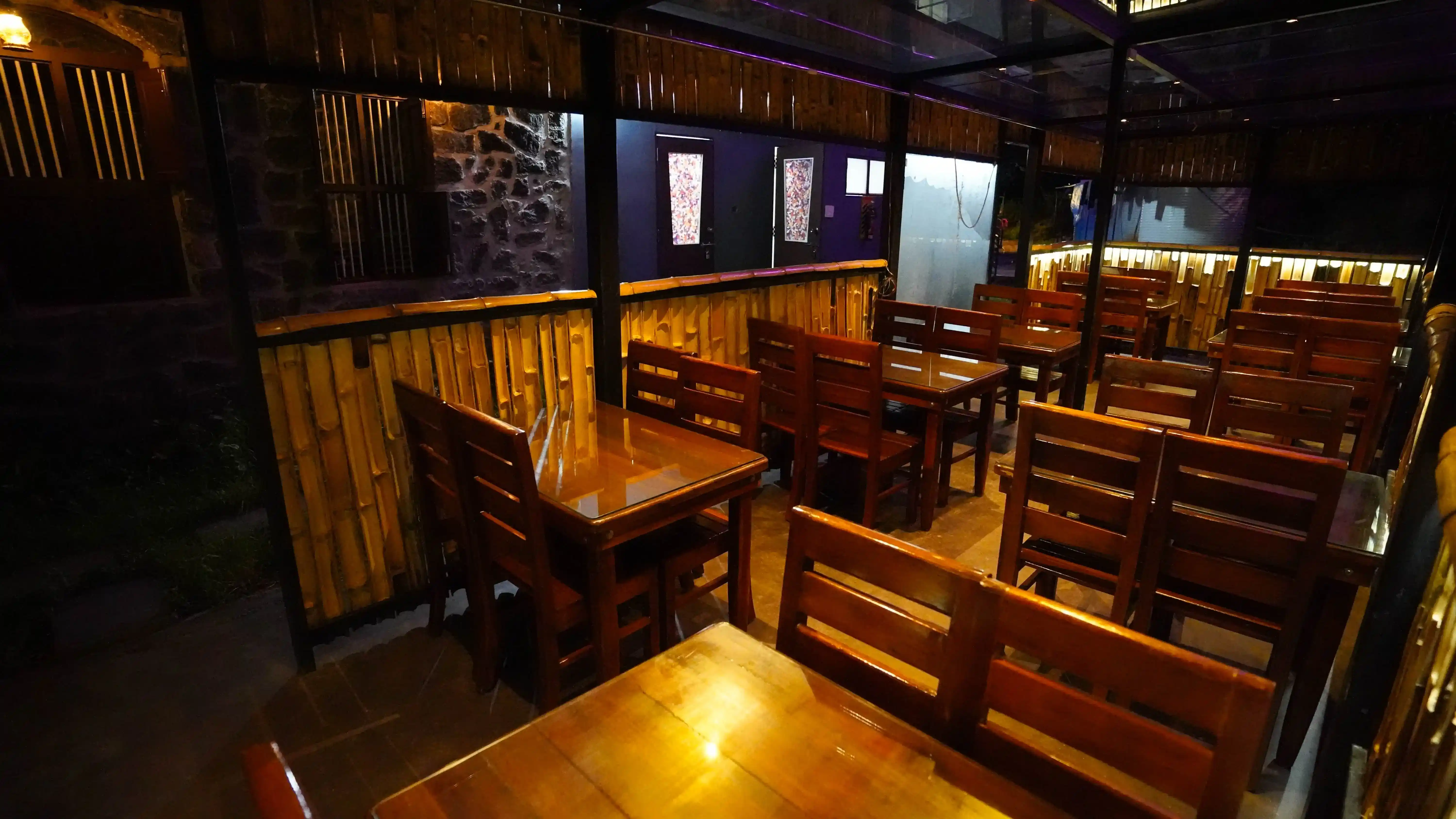 Era Resorts Fine Dining Ambiance