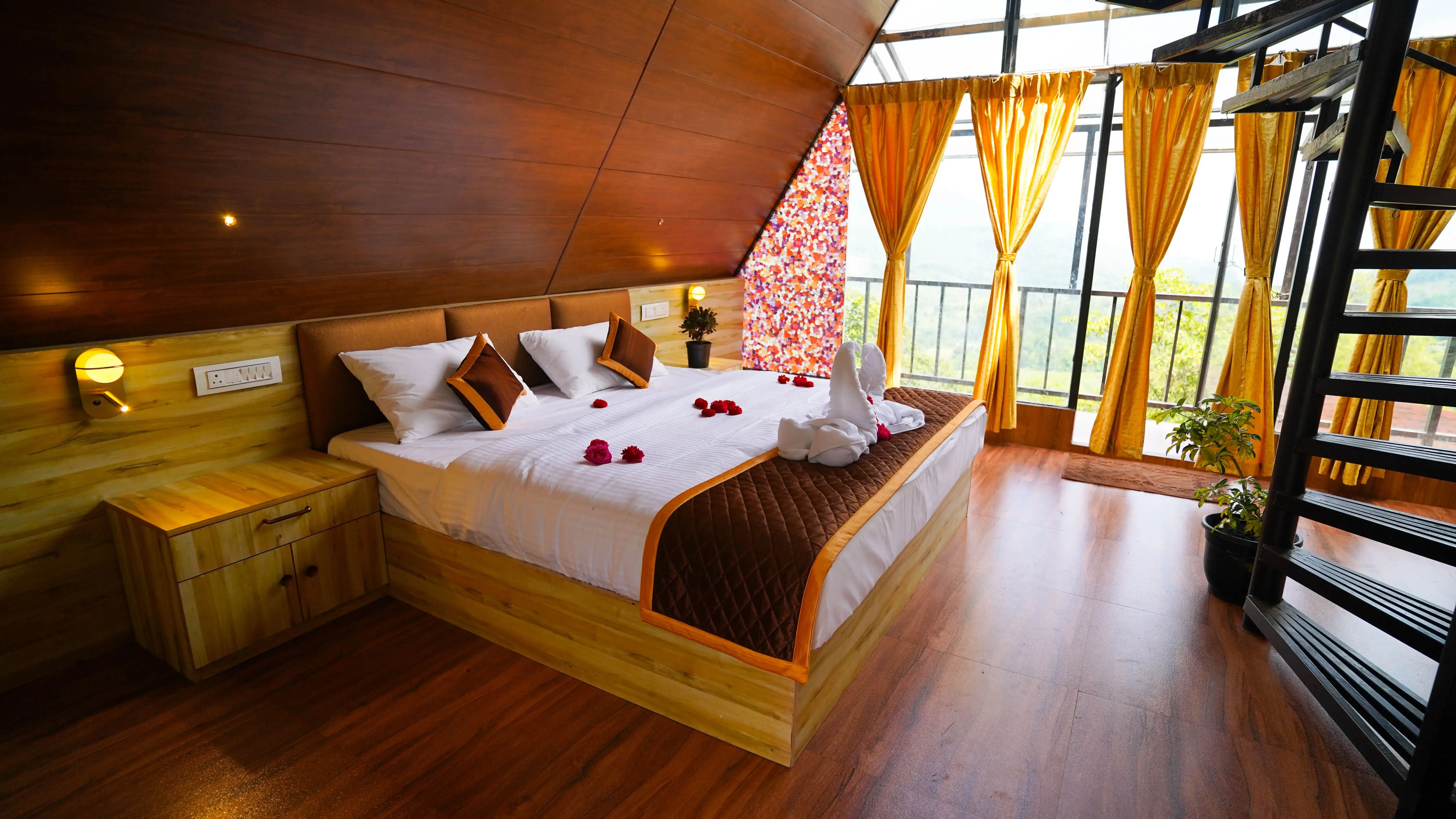 Misty Gateway Suite - Era Resorts